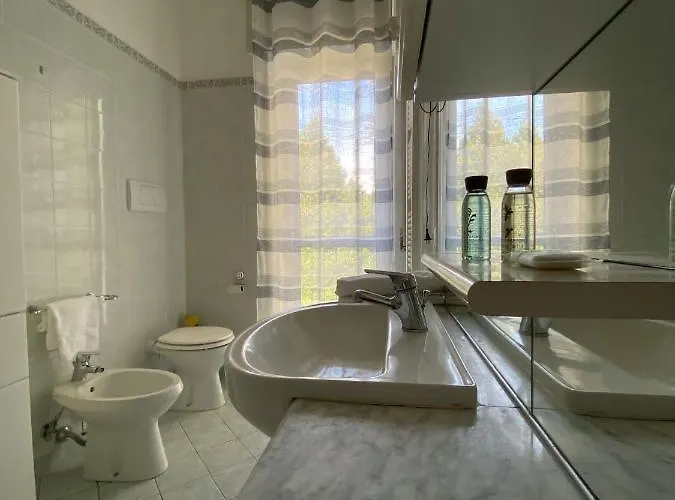 Marconi View Apartment